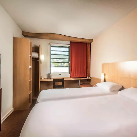 Ibis Cannes